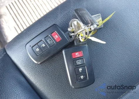 2016 Toyota Rav4 Se z USA, uszkodzony, nr VIN 2T3JFREV1GW531628